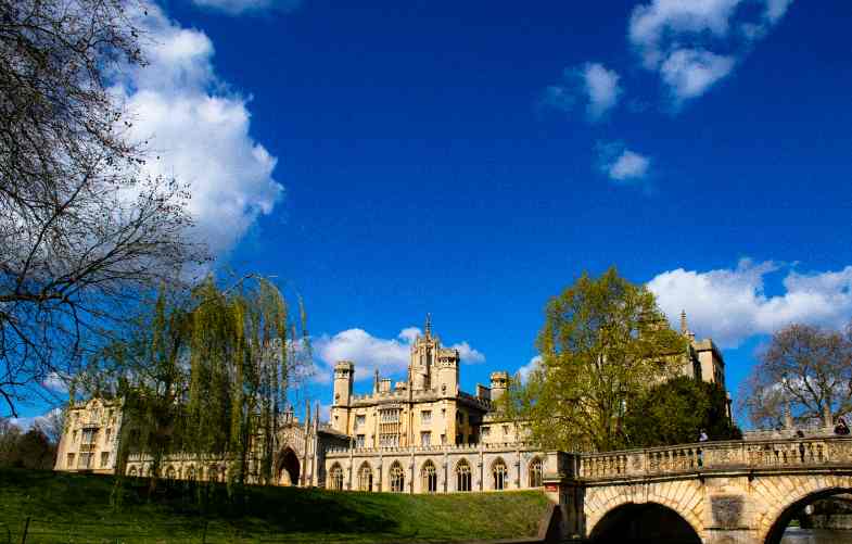 How to Apply for Gates Cambridge Scholarship
